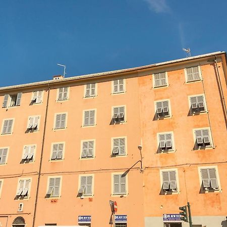 Homes In Genoa - Young Apartment Exterior photo